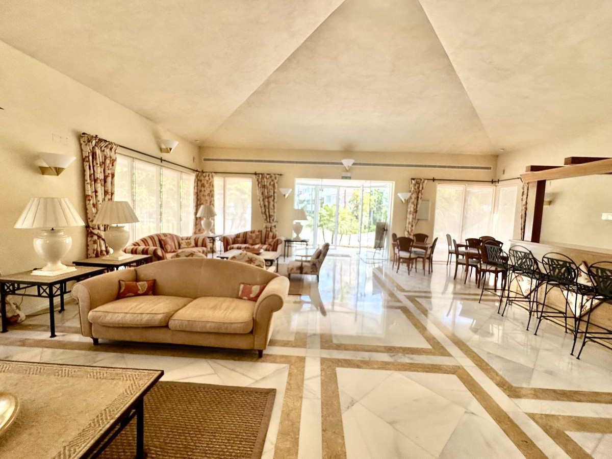 216a819e2df9931bd2f7f3412331d9d2 - 56