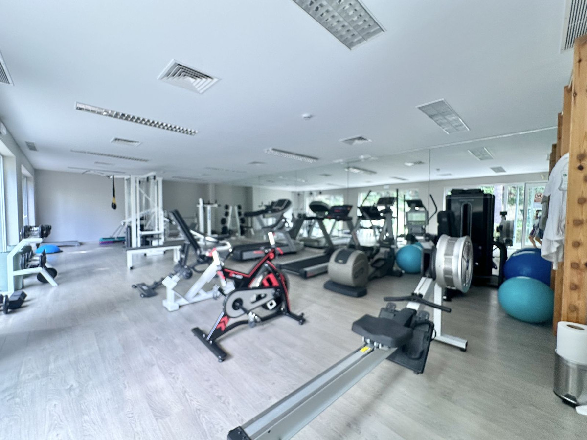 216a819e2df9931bd2f7f3412331d9d2 - 57