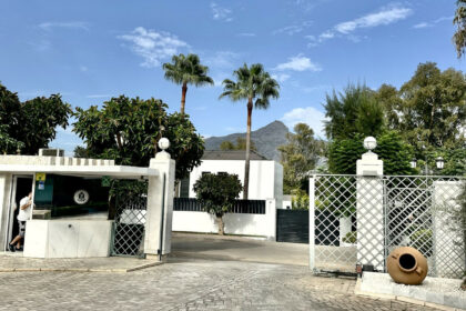 216a819e2df9931bd2f7f3412331d9d2 - 61