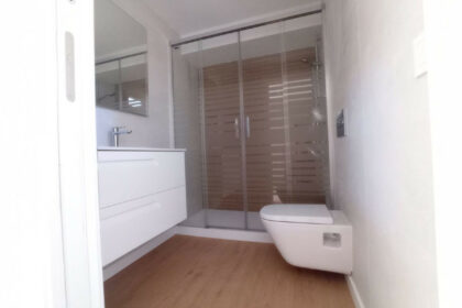 217ddf94c48048b4bad04889cb66475c - 18