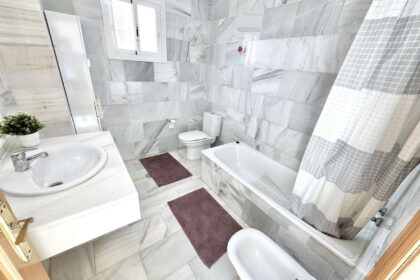 22408085e189e7e3495c3bef558163aa - 15