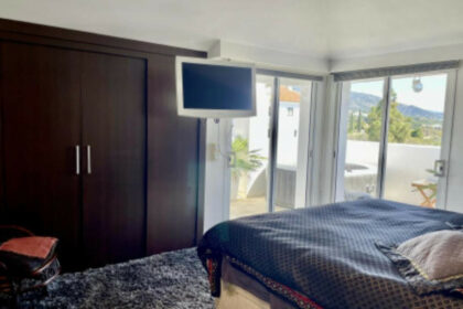 224f588abee3b77423cdb350c4515f7b - 15