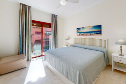 224fa3995910cc6e8f6017f30e27b25c - 14