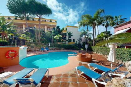 224fa3995910cc6e8f6017f30e27b25c - 7