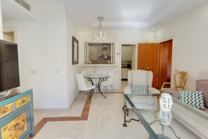 224fa3995910cc6e8f6017f30e27b25c - 9