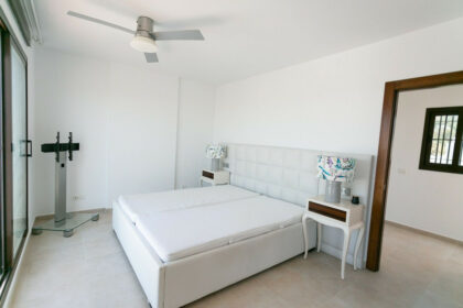 2314cdf3d39df0e04dab8c6d720d81b8 - 18