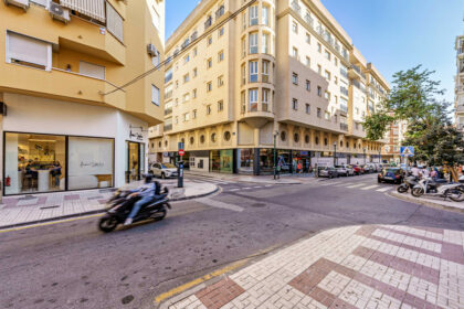 2356055d6d6e781982a4e270449c09aa - 23