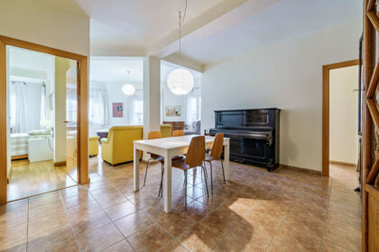 2356055d6d6e781982a4e270449c09aa - 3