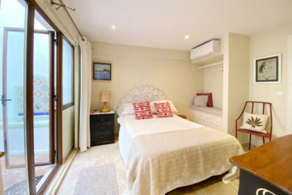 2379f8674deff8e9a27d78475151803d - 30