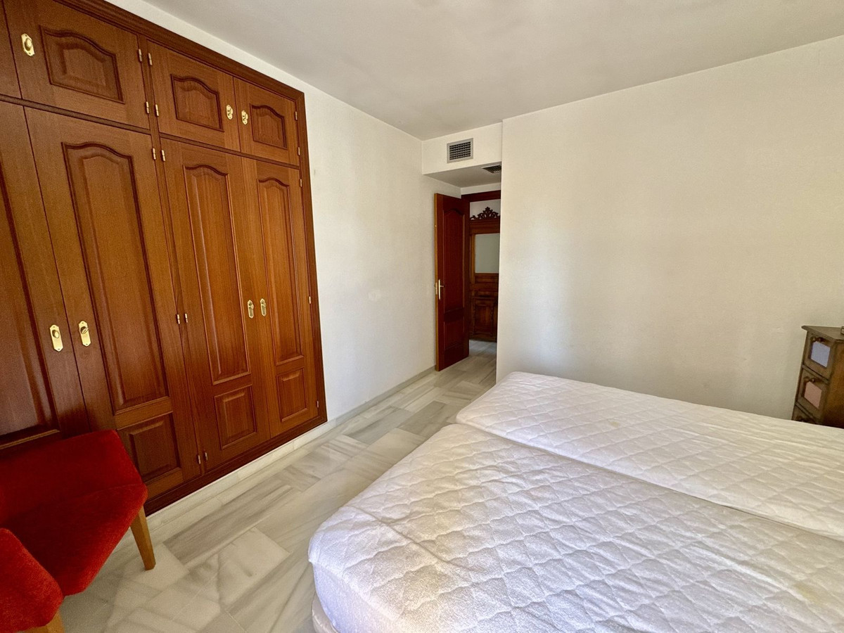 23b919eb028fd78418a6bbccfd41c57a - 11