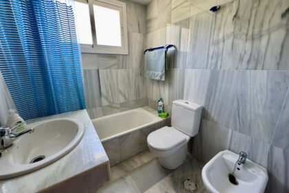 23b919eb028fd78418a6bbccfd41c57a - 12