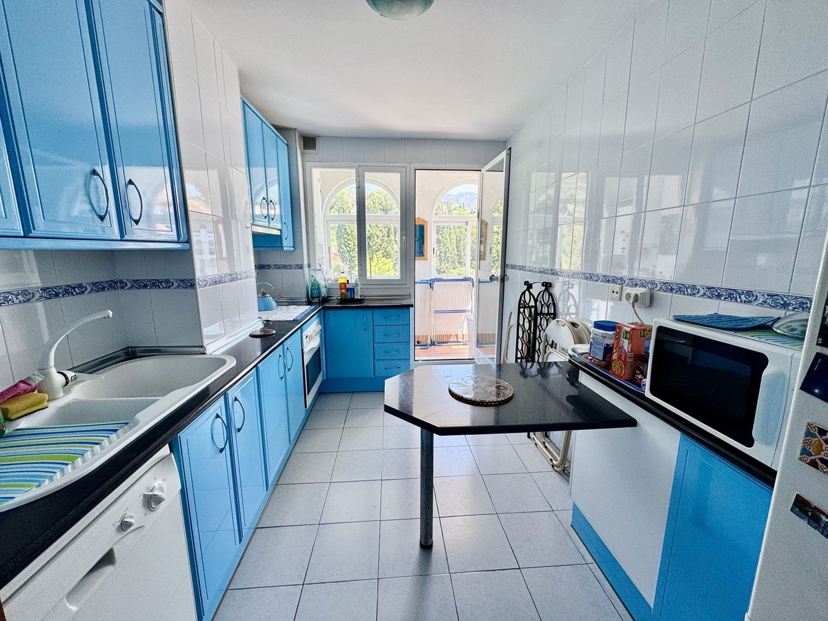 23b919eb028fd78418a6bbccfd41c57a - 3