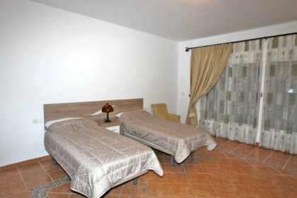 24f18dab6fd1fbf78a7958d7c2980048 - 14