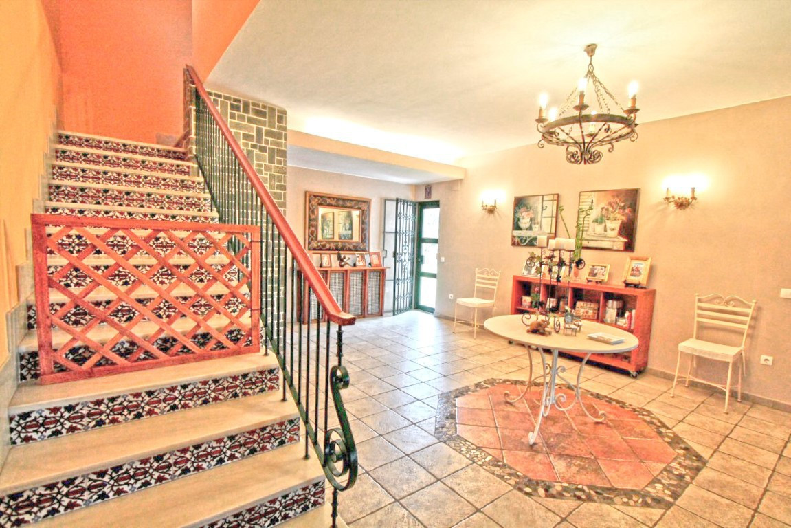 24f18dab6fd1fbf78a7958d7c2980048 - 5