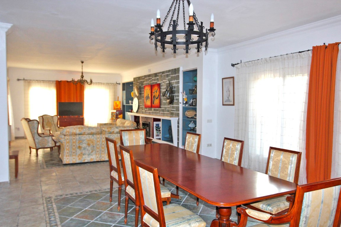 24f18dab6fd1fbf78a7958d7c2980048 - 7