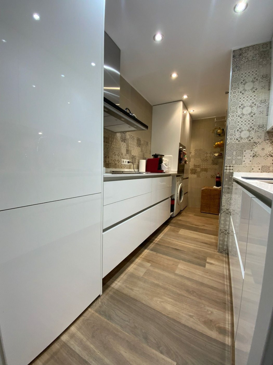 254b9e3723752479c52473867521c830 - 8