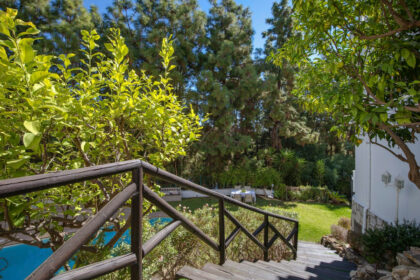 2592a945a9c6d0dfbcd8d5f7a9548e30 - 27