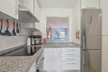 25af17a35d29a6a783ad2439e23bd470 - 14