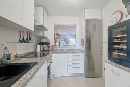 25af17a35d29a6a783ad2439e23bd470 - 16