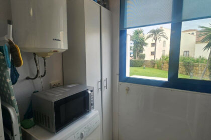 25af17a35d29a6a783ad2439e23bd470 - 19