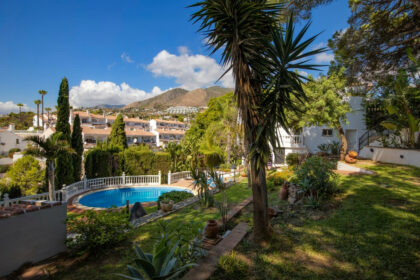 260cc8b086a1280572fa3b611301e54a - 36