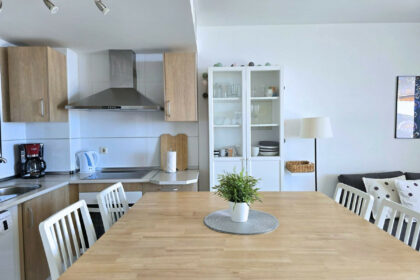 262d24a544363ef11d3711e18ee2394c - 12