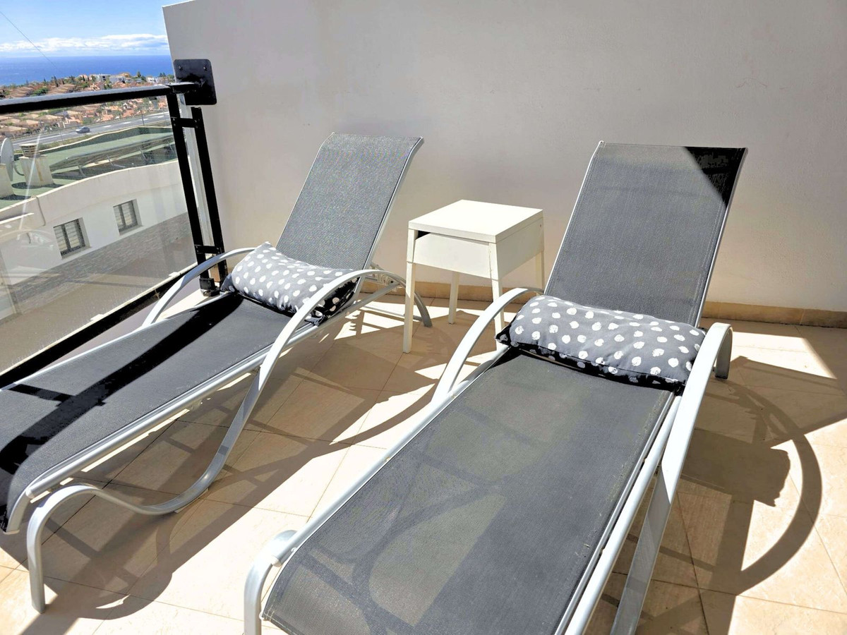 262d24a544363ef11d3711e18ee2394c - 18