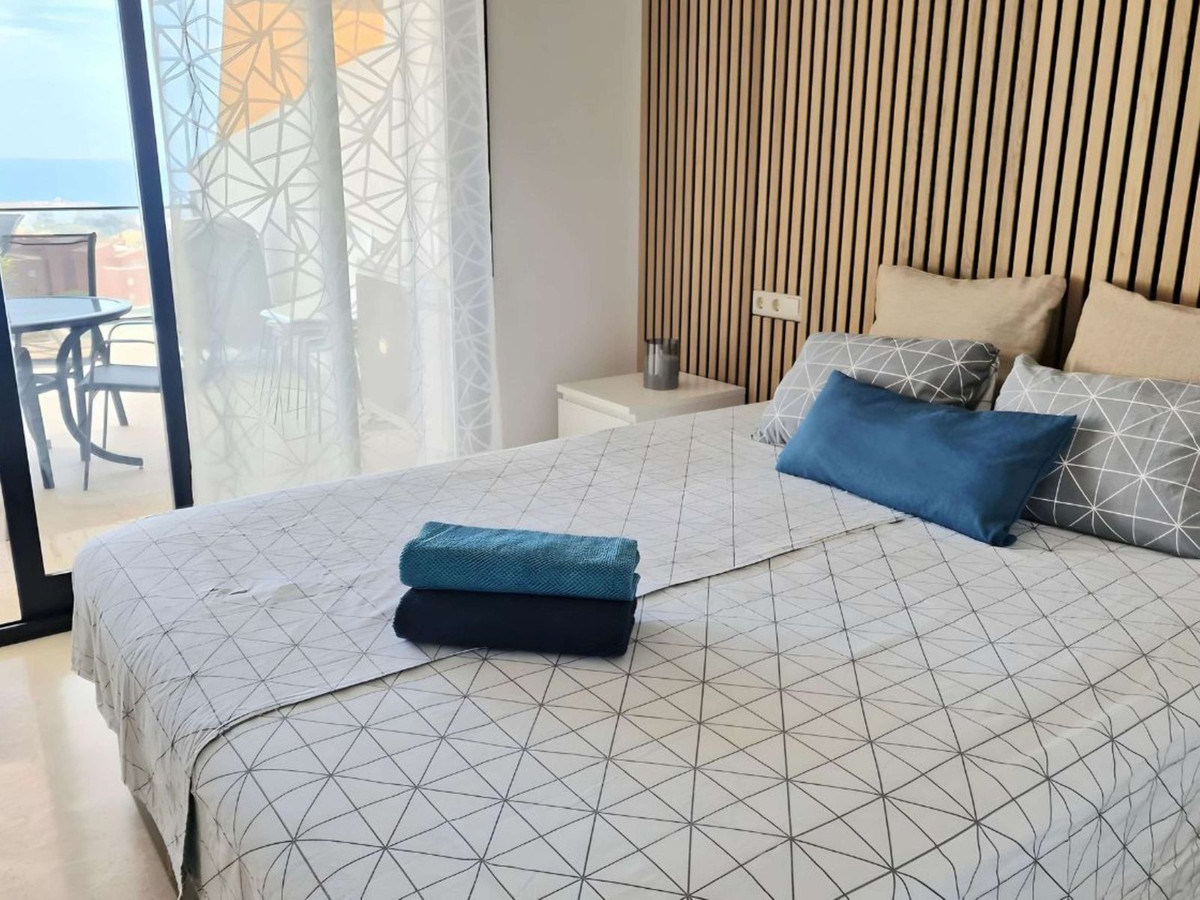 262d24a544363ef11d3711e18ee2394c - 4