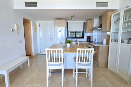 262d24a544363ef11d3711e18ee2394c - 8