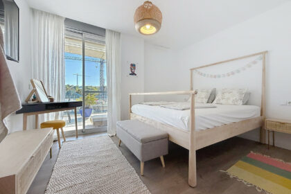 26c4c09c4b13c2959ba0db076aaea46a - 14