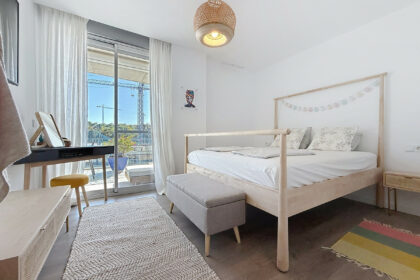 26c4c09c4b13c2959ba0db076aaea46a - 15