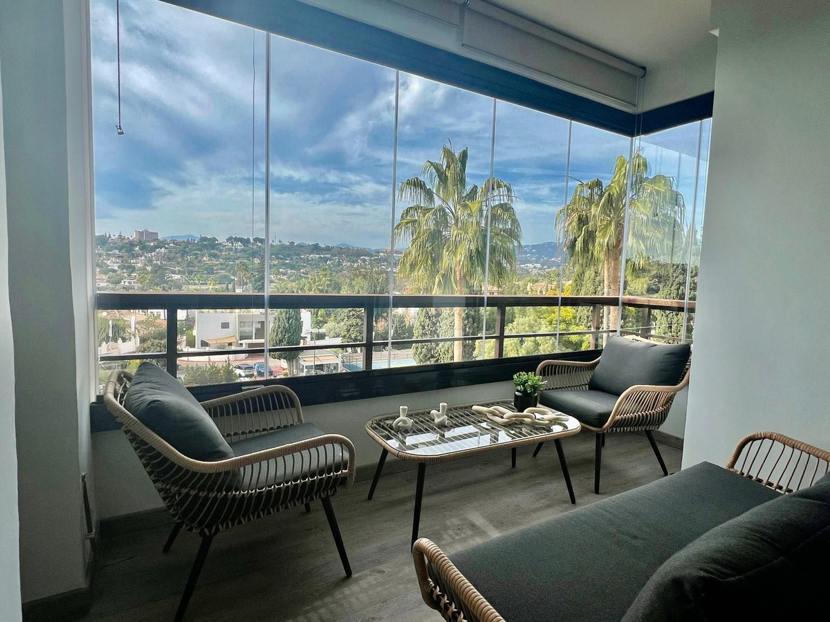 26eb24fdca342437335849adc563012c - 1