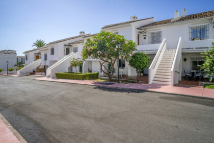 26f29cf9183676bbe4b822cd27903963 - 15