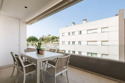 270c05a7f9c4e916c65867ac8855a375 - 35