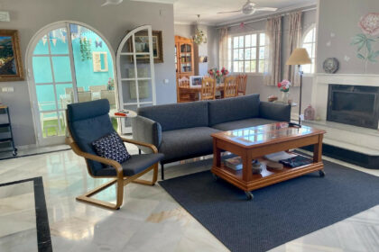 27c178dc8add7808bf7dafe8ba71c91f - 1