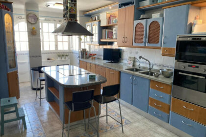 27c178dc8add7808bf7dafe8ba71c91f - 11