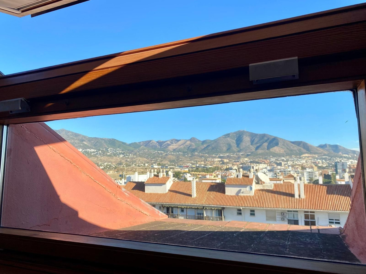 27c178dc8add7808bf7dafe8ba71c91f - 24