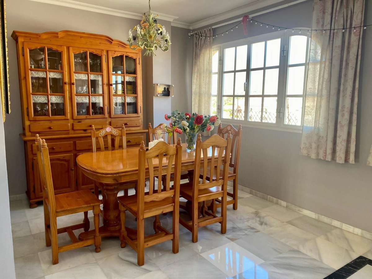 27c178dc8add7808bf7dafe8ba71c91f - 37