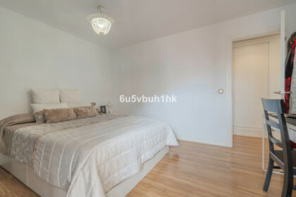 27cec88d0a015832bfd1f5aafecccac8 - 17