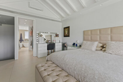 281ea173fc7111aef7540bc780fa26d4 - 23