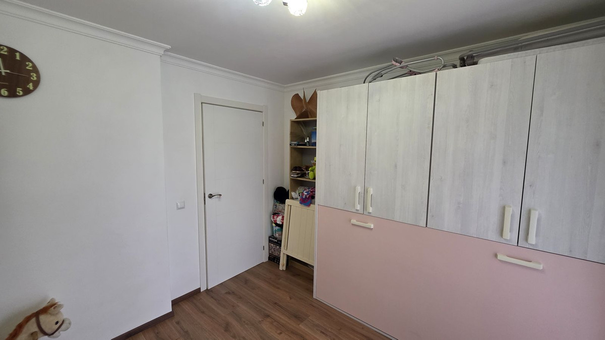 293dfb160fe311569bf901930e65790f - 12