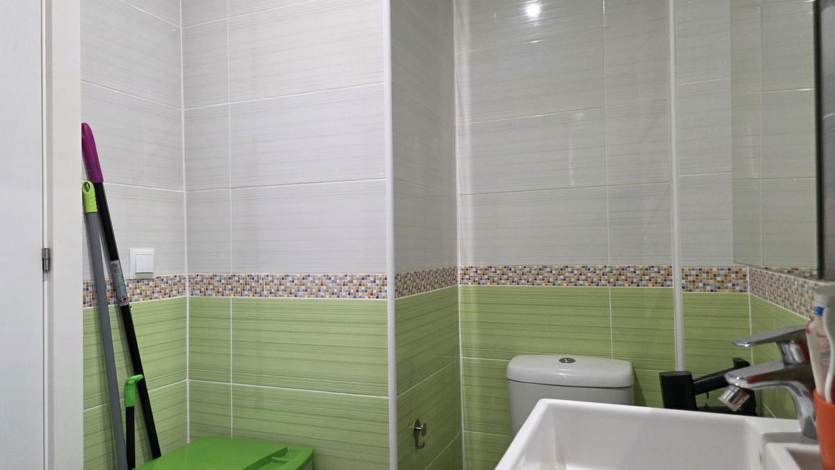 293dfb160fe311569bf901930e65790f - 23