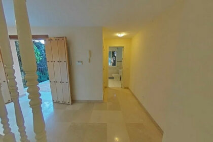 296fc8d335d18c19cd1d656702502b50 - 18