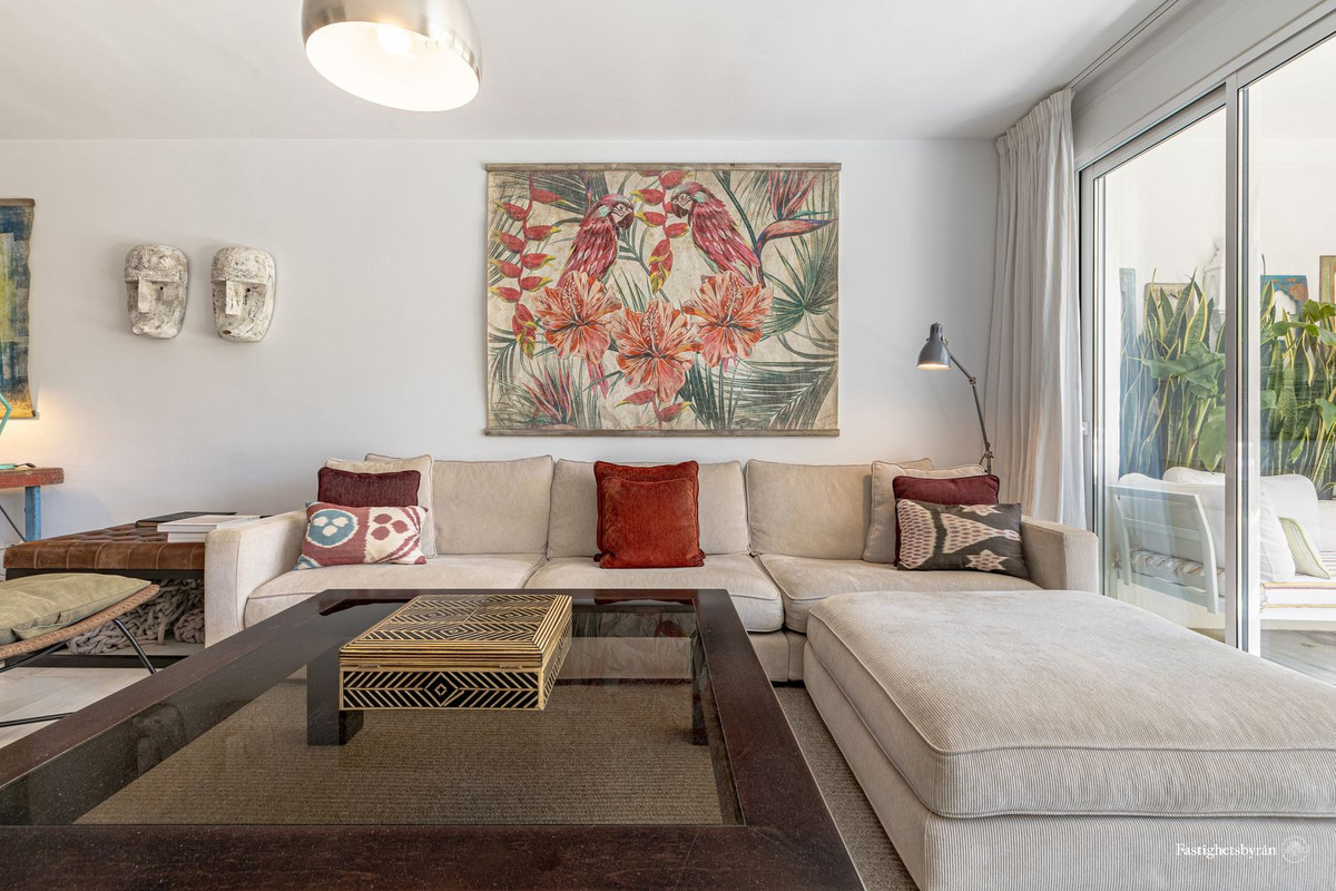 2a9d3a20d6355e157431c455aa7a0aa6 - 19