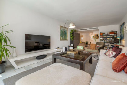 2a9d3a20d6355e157431c455aa7a0aa6 - 21