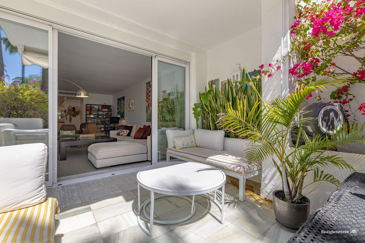 2a9d3a20d6355e157431c455aa7a0aa6 - 9