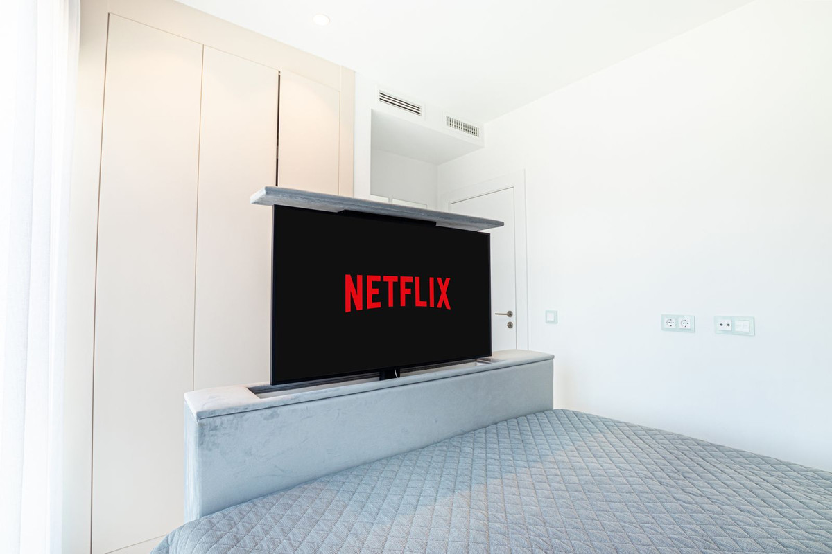 2ac710bd9b26165836bca3fe777ea2d8 - 12