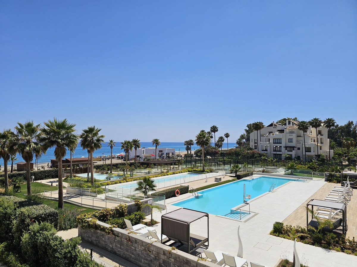 2ac710bd9b26165836bca3fe777ea2d8 - 19