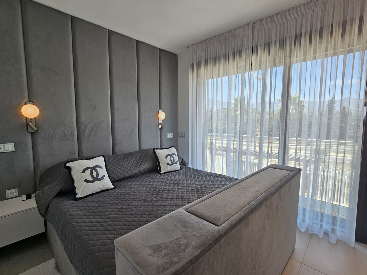 2ac710bd9b26165836bca3fe777ea2d8 - 22