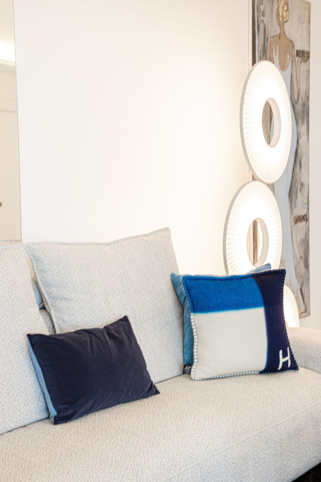 2ac710bd9b26165836bca3fe777ea2d8 - 41